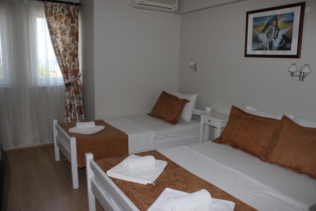 Ilyada Hotel Bozcaada Exterior foto